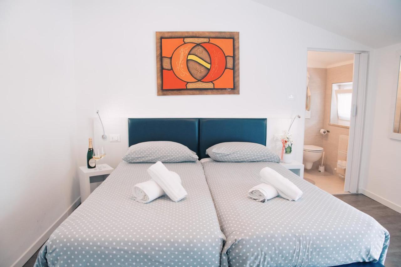 Hotel Aurora & Appartamenti Torbole Sul Garda Dış mekan fotoğraf