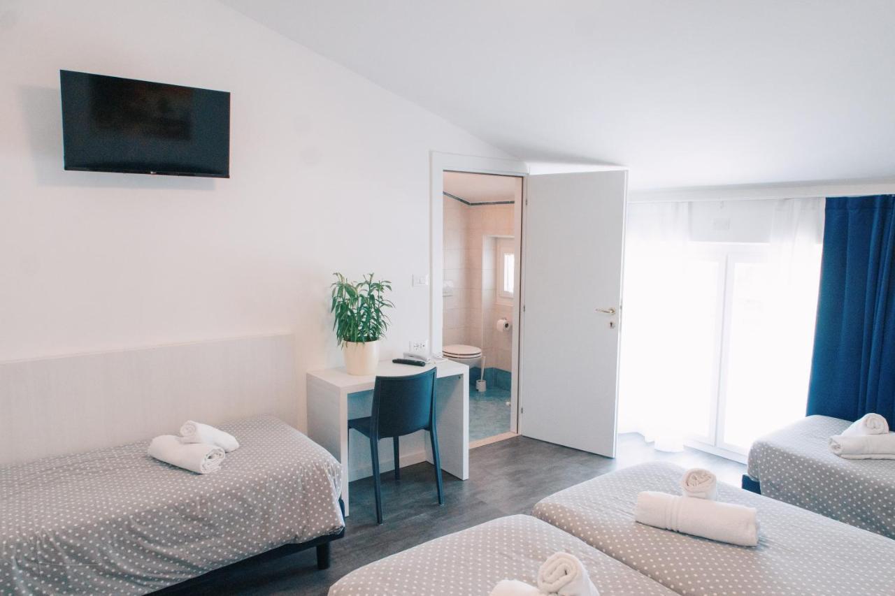 Hotel Aurora & Appartamenti Torbole Sul Garda Dış mekan fotoğraf