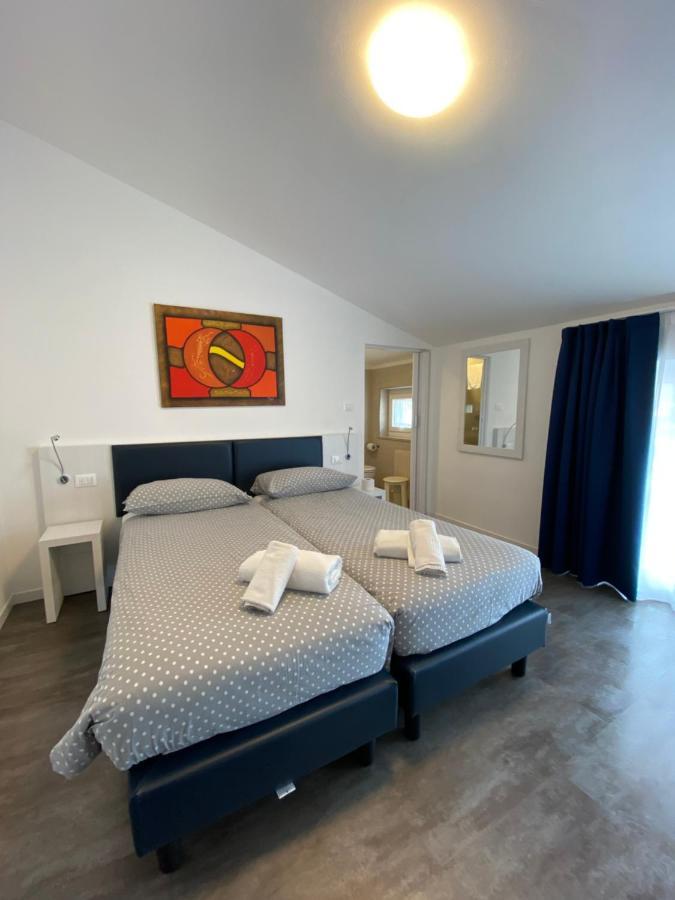 Hotel Aurora & Appartamenti Torbole Sul Garda Dış mekan fotoğraf